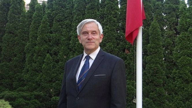 Предавање амбасадора Француске Гијома Русонаbla